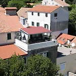 דירה Prime Location Penthouse With A Large Terrace