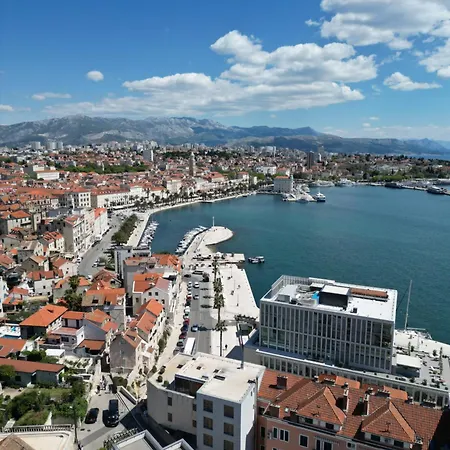 Prime Location Penthouse With A Large Terrace * Split